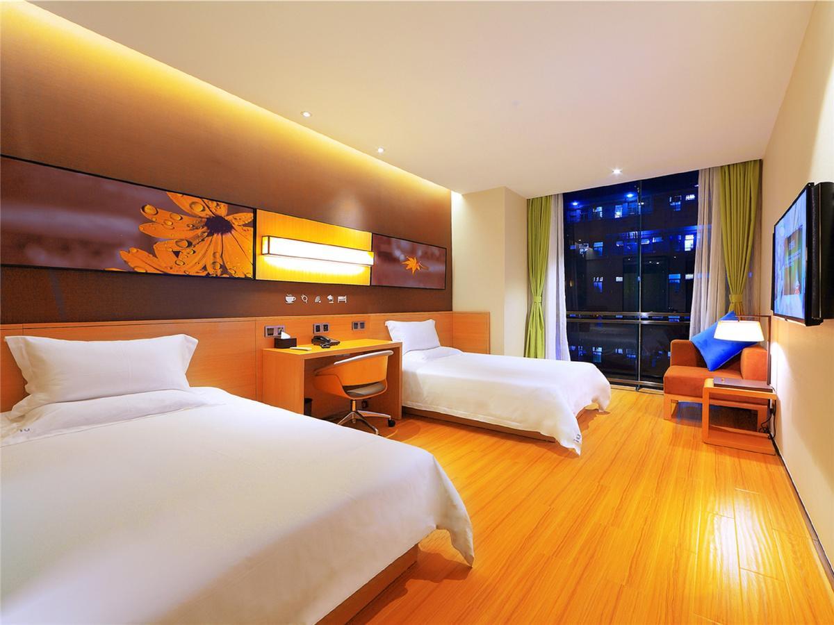 Iu Hotel Zhanjiang Haibin Avenue Xinhaimingchen Εξωτερικό φωτογραφία